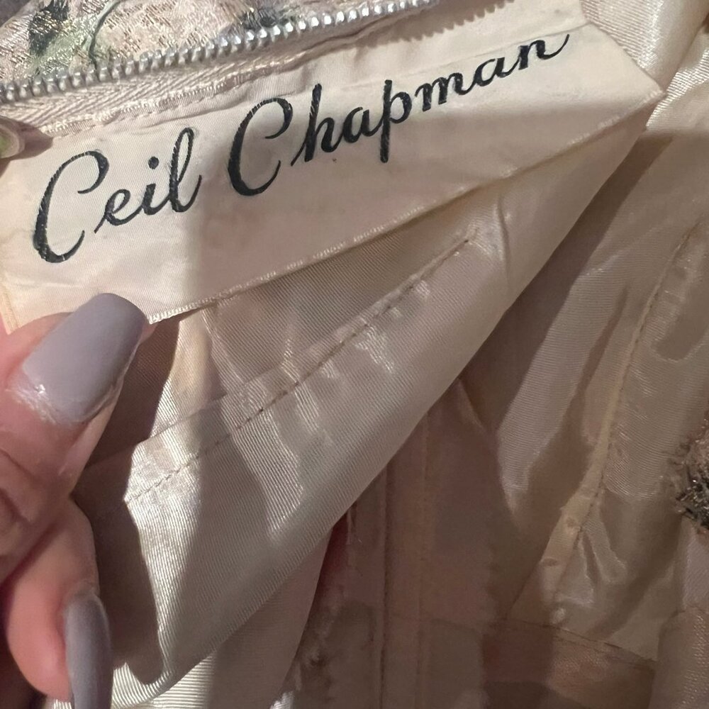 50'S VINTAGE CEIL CHAPMAN FLORAL BROCADE METALLIC TWIST SHEATH DRESS SZ 6-8 - Picture 5 of 6